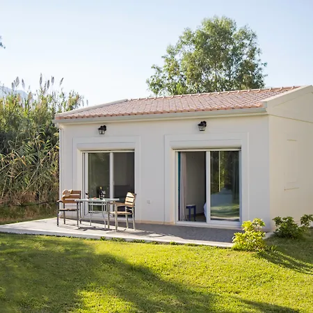 Отель Sami Beach Hotel Сами