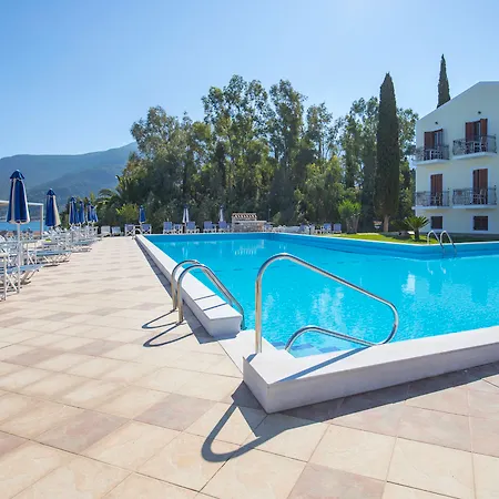 Sami Beach Hotel Отель