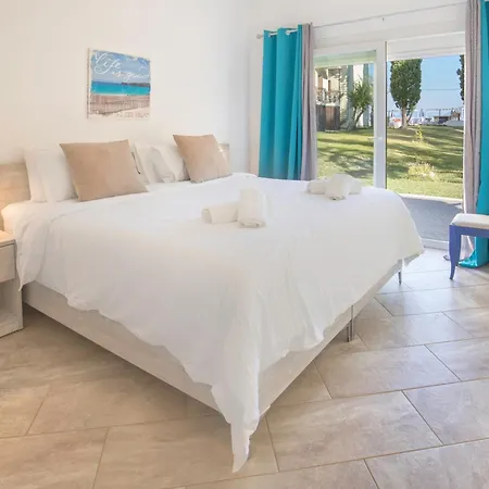 Sami Beach Hotel Отель