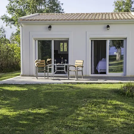 Sami Beach Hotel מלון 3*