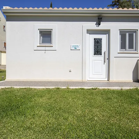 Sami Beach Hotel סאמי