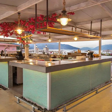 Sami Beach Hotel Hotell