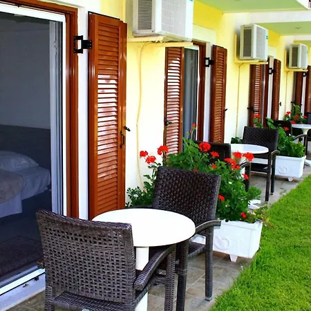 Sami Beach Hotel Hotell 3*