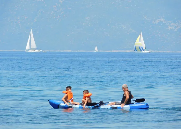 Sami Beach Hotel فندق