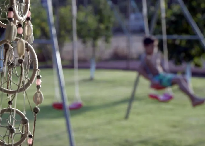 Sami Beach Hotel فندق سامي