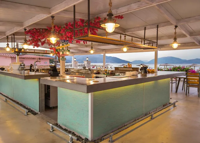 Sami Beach Hotel فندق