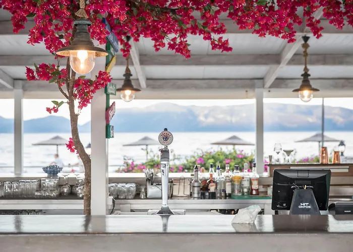 Sami Beach Hotel فندق