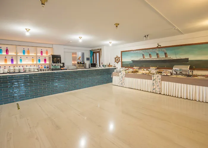 Sami Beach Hotel Hotell 3*