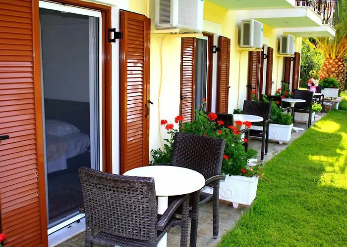 Sami Beach Hotel Hotell 3*